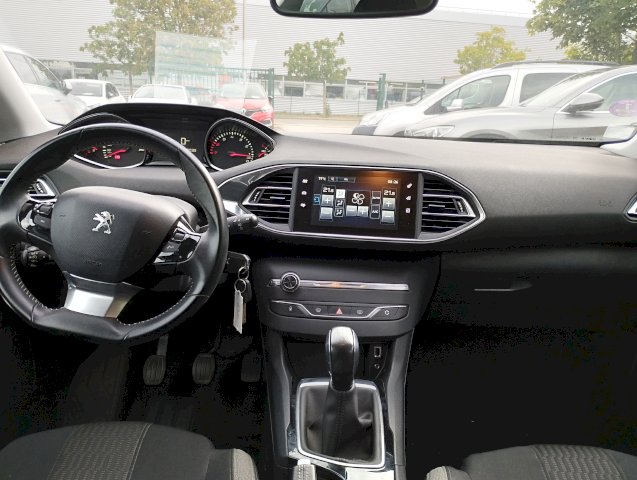 Peugeot Peugeot 308 II 1.2 Puretech 110ch Style S&S 5p