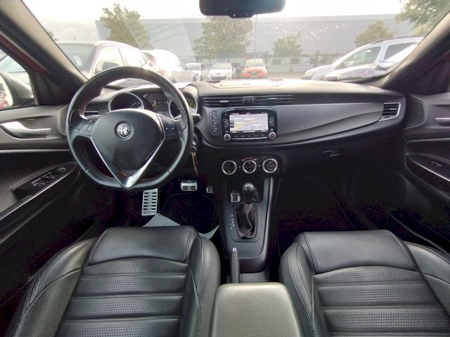 Alfa-Romeo Alfa-Romeo Giulietta  1.4 TB MultiAir 170ch Lusso Stop&Start TCT