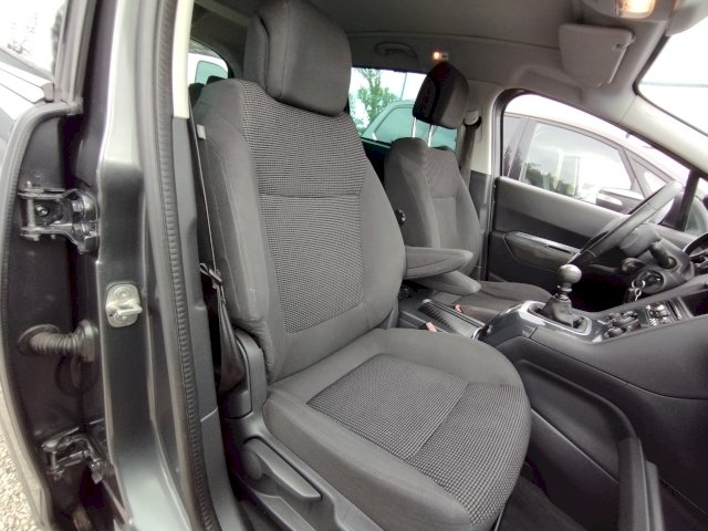 Peugeot Peugeot 5008  1.6 HDi 115ch FAP Business Pack