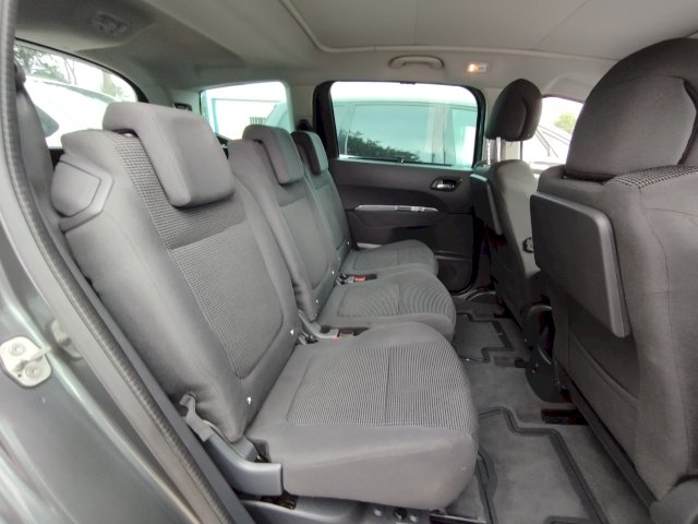 Peugeot Peugeot 5008  1.6 HDi 115ch FAP Business Pack