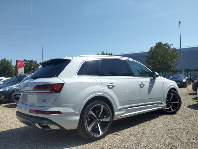 Audi Audi Q7 50 TDI 286ch S line quattro Tiptronic 7 places
