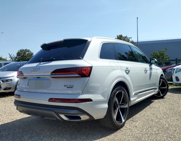 Audi Audi Q7 50 TDI 286ch S line quattro Tiptronic 7 places