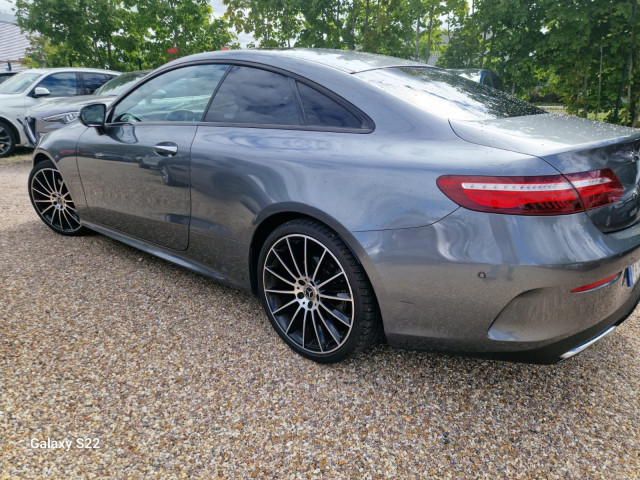 Mercedes-Benz Mercedes-Benz Classe E 220 d 194ch AMG Line 9G-Tronic