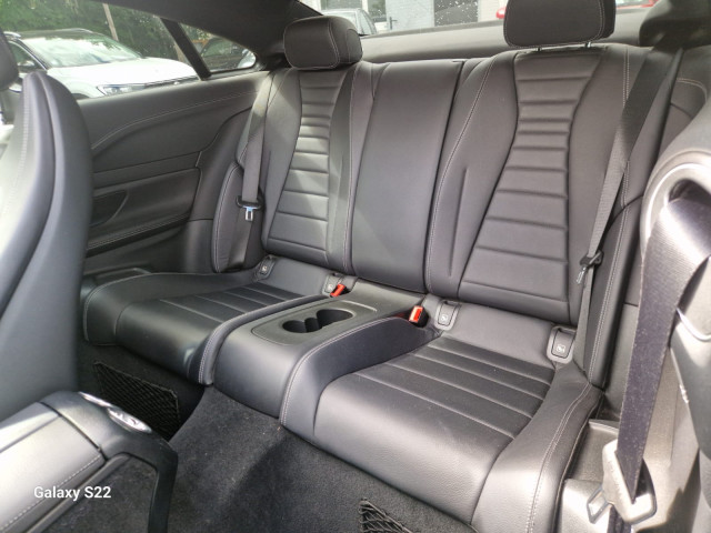 Mercedes-Benz Mercedes-Benz Classe E 220 d 194ch AMG Line 9G-Tronic