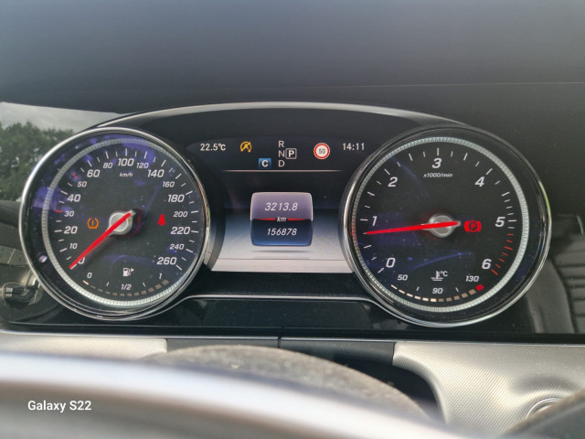 Mercedes-Benz Mercedes-Benz Classe E 220 d 194ch AMG Line 9G-Tronic
