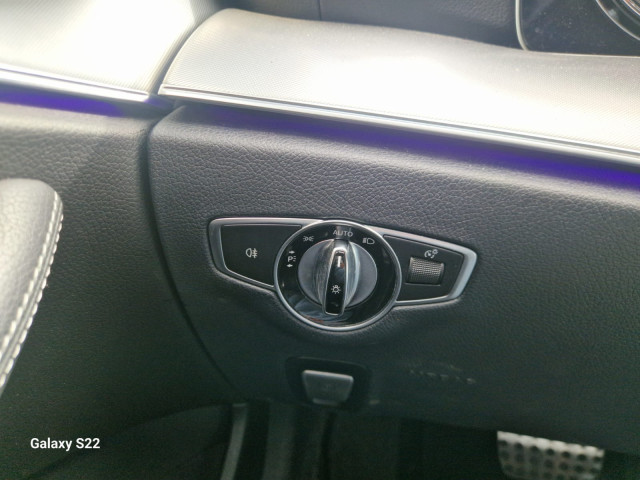 Mercedes-Benz Mercedes-Benz Classe E 220 d 194ch AMG Line 9G-Tronic