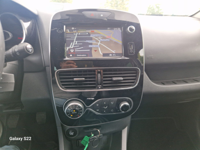 Renault Renault Clio IV (B98) 0.9 TCe 90ch energy Business 5p
