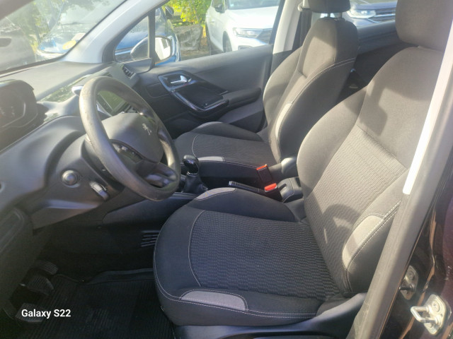 Peugeot Peugeot 208  1.6 BlueHDi 100ch Active 5p