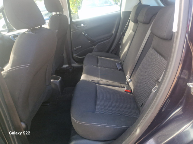 Peugeot Peugeot 208  1.6 BlueHDi 100ch Active 5p