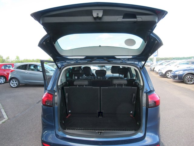 Opel Opel Zafira Tourer  2.0 CDTI 110ch Cosmo 7 places
