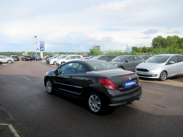 Peugeot Peugeot 207  1.6 HDi112 FAP Sport