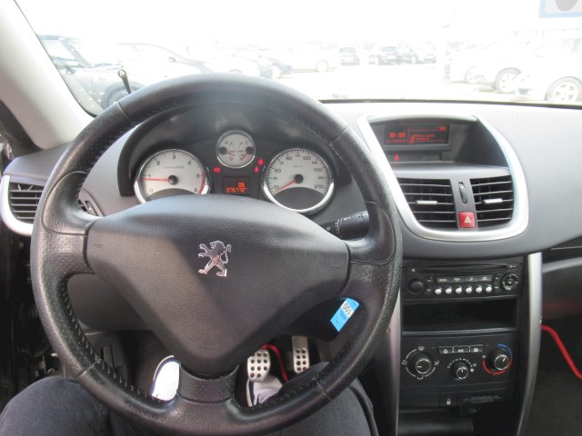 Peugeot Peugeot 207  1.6 HDi112 FAP Sport