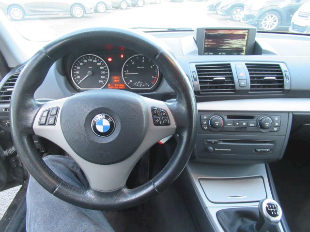 BMW BMW Série 1 I (E81/87) 118d Confort