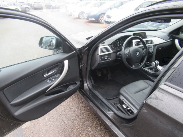 BMW BMW Série 3 VI (F30) 316d 116ch Modern