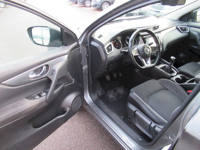 Nissan Nissan Qashqai II (J11) 1.5 DCI 110ch N-Connecta