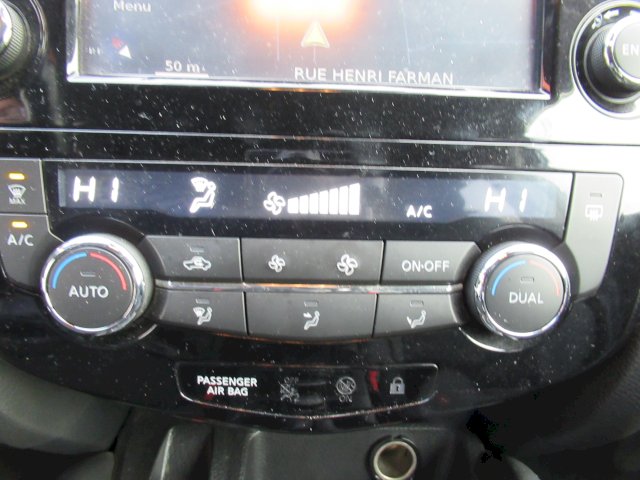 Nissan Nissan Qashqai II (J11) 1.5 DCI 110ch N-Connecta