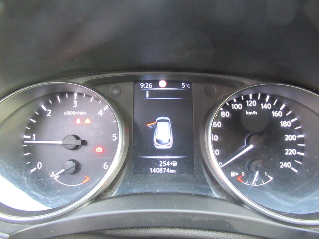Nissan Nissan Qashqai II (J11) 1.5 DCI 110ch N-Connecta