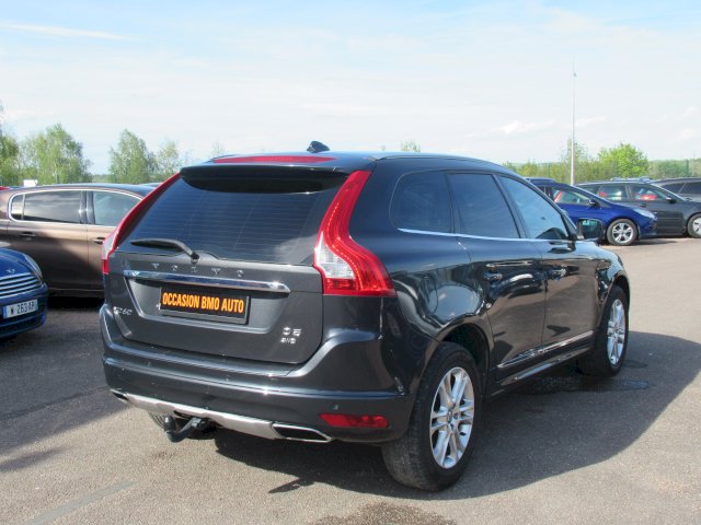 Volvo Volvo XC60  D5 215ch AWD Summum Geartronic