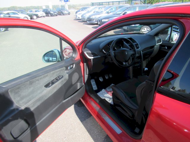 Peugeot Peugeot 207  1.6 THP 16v 175ch RC 3p