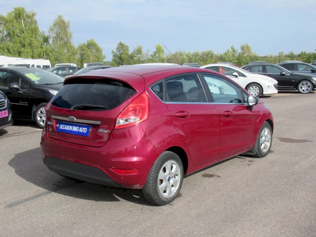 Ford Ford Fiesta IV 1.6 TDCi 95ch FAP Trend 5p
