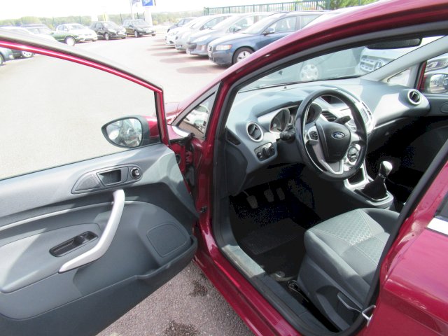 Ford Ford Fiesta IV 1.6 TDCi 95ch FAP Trend 5p