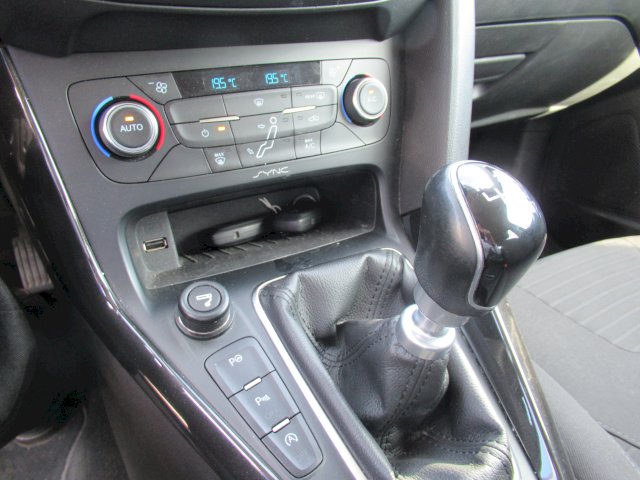 Ford Ford Focus II 1.6 TDCi 115 Titanium S&S
