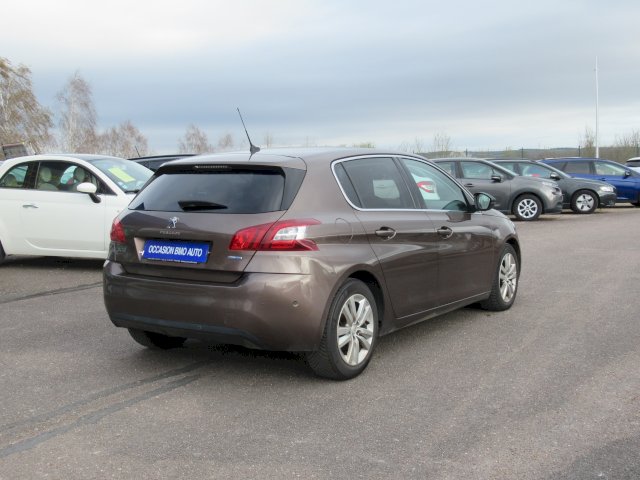 Peugeot Peugeot 308 II 2.0 BlueHDi 150ch Allure S&S 5p
