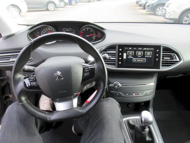 Peugeot Peugeot 308 II 2.0 BlueHDi 150ch Allure S&S 5p