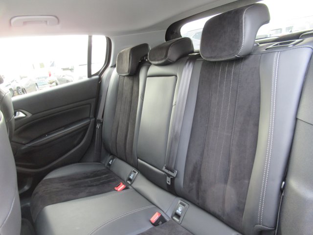 Peugeot Peugeot 308 II 2.0 BlueHDi 150ch Allure S&S 5p