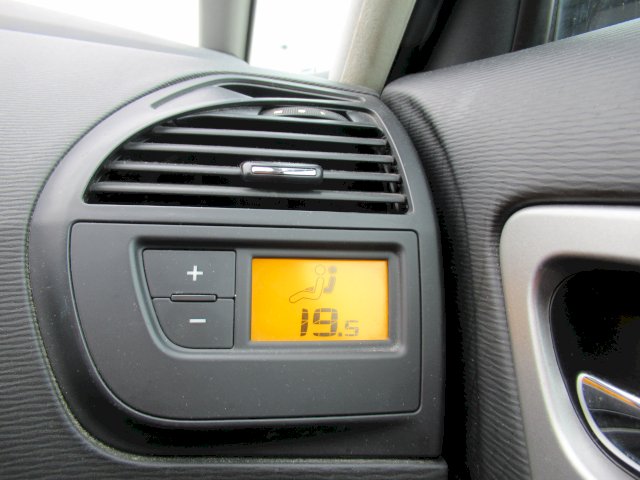 Citroën Citroën C4  1.6 HDi110 FAP Confort