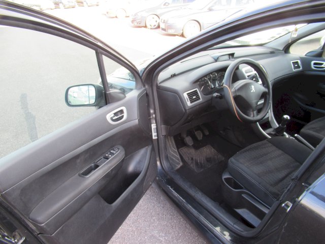 Peugeot Peugeot 307  1.6 16v Style 5p