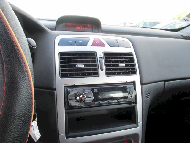 Peugeot Peugeot 307  1.6 16v Style 5p