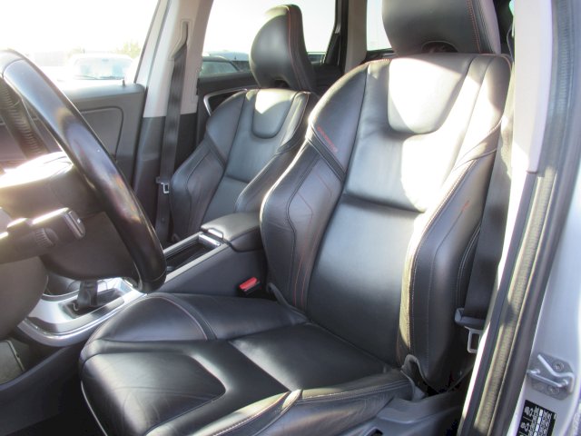 Volvo Volvo XC60  D5 220ch AWD Momentum