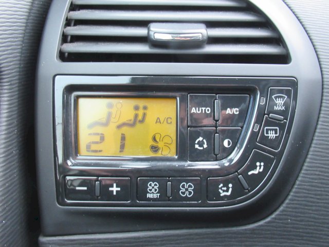 Citroën Citroën C4 Picasso 1.6 e-HDI 110ch Exclusive BMP6