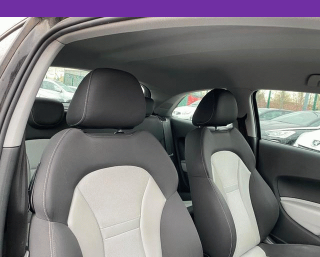 Audi Audi A1 1.6L TDI 105 AMBITION CUIR GPS XENON LED