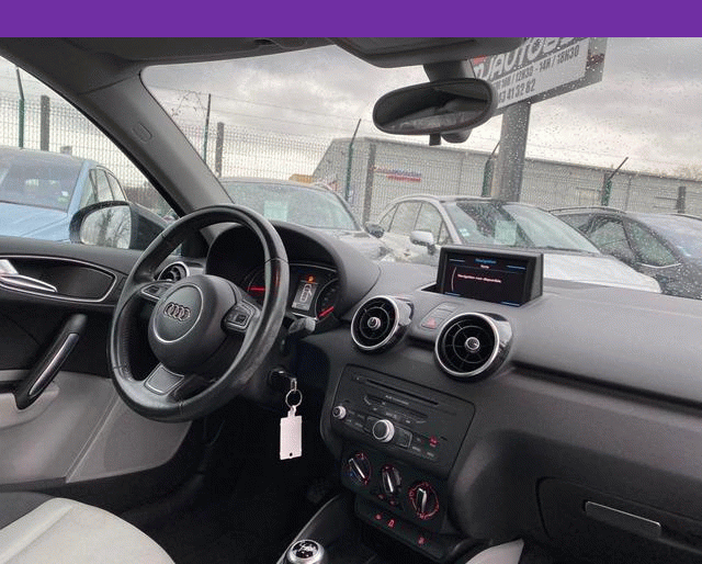 Audi Audi A1 1.6L TDI 105 AMBITION CUIR GPS XENON LED