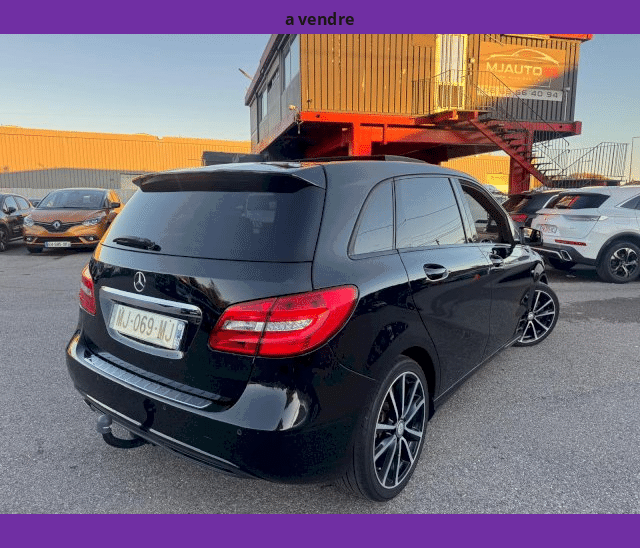 Mercedes-Benz Mercedes-Benz Classe B 180 TOIT OUVRANT GPS CUIR CAMERA XENON LED