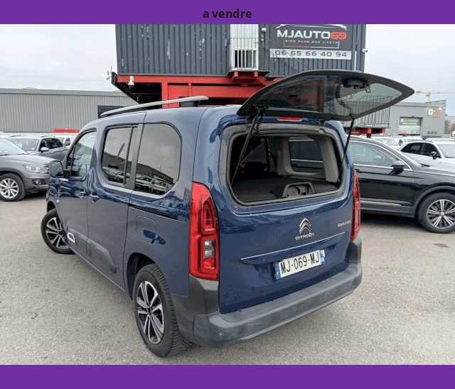 Citroën Citroën Berlingo 1.5L BlueHDi 130cv TOIT PANORAMIQUE CAMERA GPS LED EAT8 SHINE