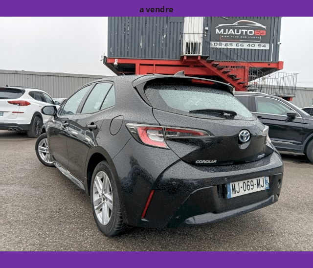 Toyota Toyota Corolla HYBRIDE 122H GPS CAMÉRA XENON LED DYNAMIC BUSINESS