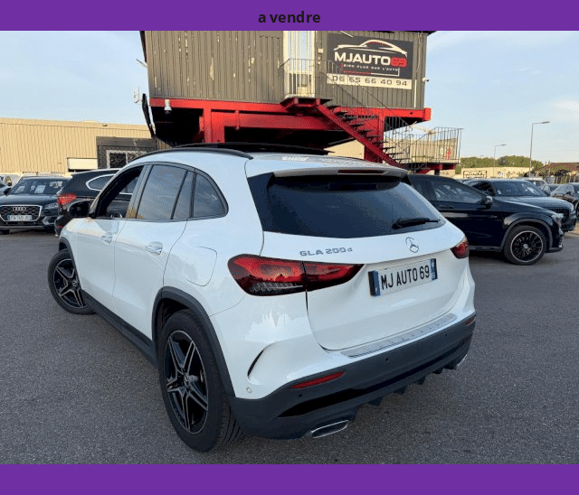 Mercedes-Benz Mercedes-Benz Classe GLA 200 CDI AMG Line TOIT OUVRANT XENON LED CAMERA GPS PACK LED AMBIANCE BVA 8G-DCT