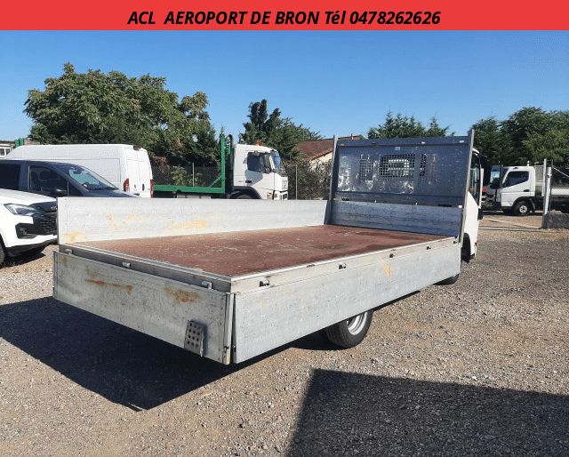 Isuzu Isuzu M21 PLATEAU 4500 X 1950 R.J