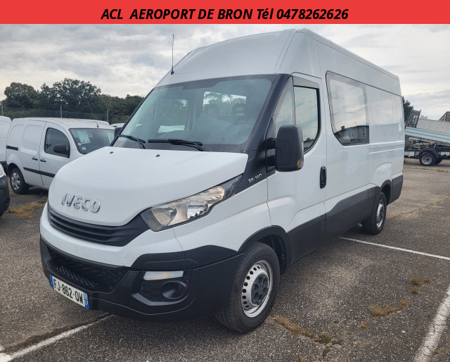 Iveco Daily CABINE 7 PLACES 35 S 13 R.S 