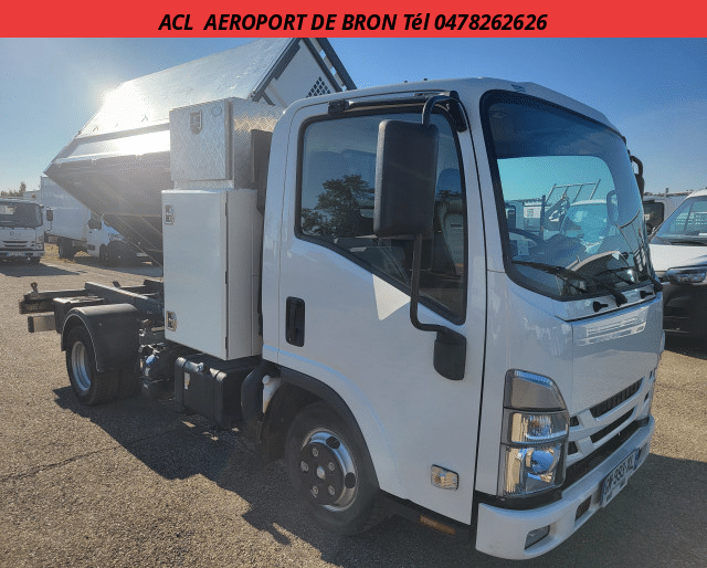 Isuzu Isuzu N-Series TRI-BENNE + COFFRE M21 120 CV R.J