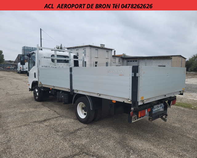 Isuzu Isuzu N-Series PLATEAU FACADIER 3.0 L 150 BOITE ROBOTISEE