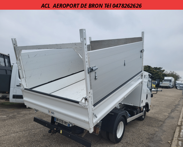 Isuzu Isuzu N-Series BENNE + COFFRE M21 120 R.J