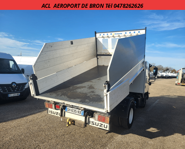 Isuzu Isuzu N-Series BENNE + COFFRE M21 120 R.J