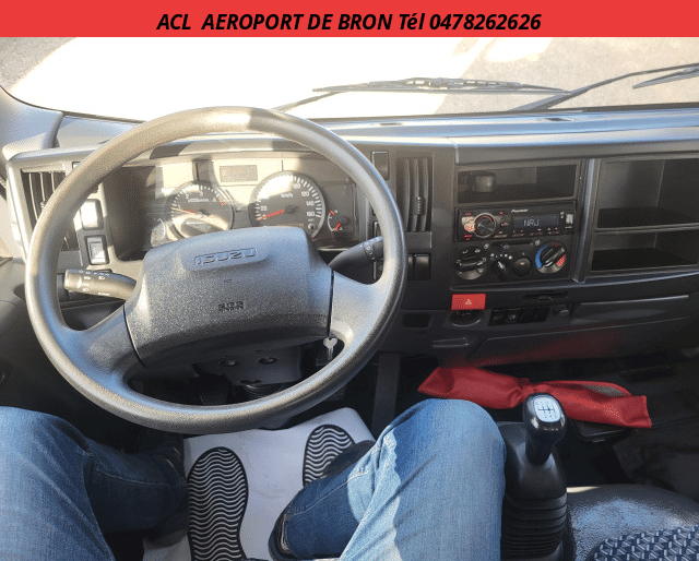 Isuzu Isuzu N-Series BENNE + COFFRE M21 120 R.J