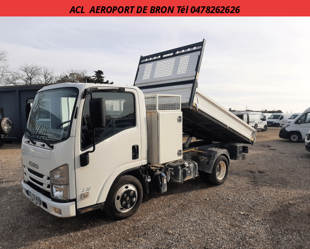 Isuzu Isuzu N-Series BENNE + COFFRE 3.0 L 150 R.J