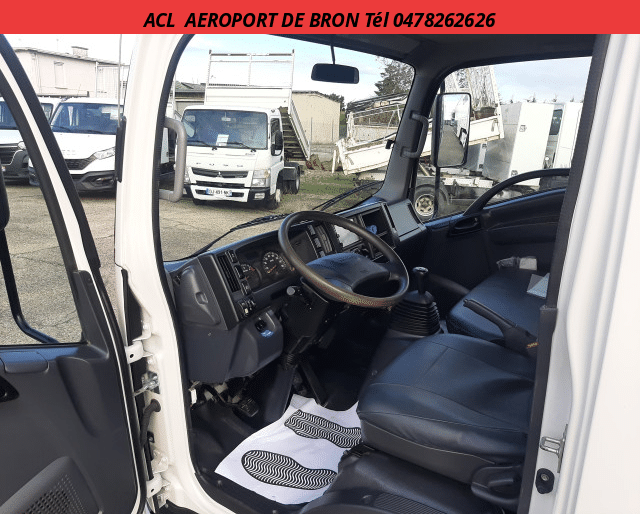 Isuzu Isuzu N-Series BENNE + GRUE 120 CV R.J