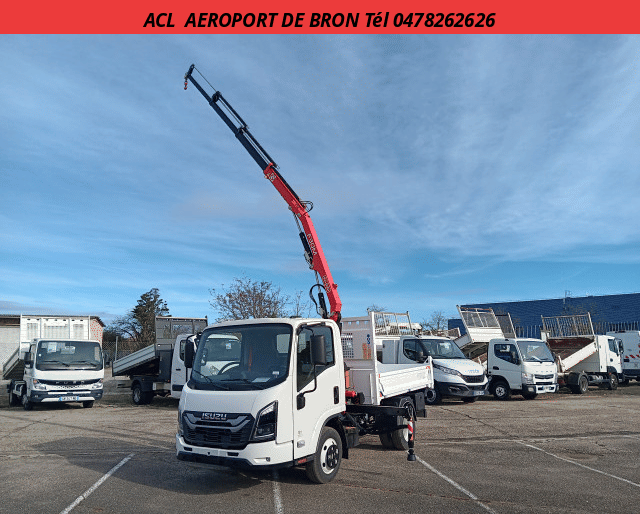 Isuzu M27 E BENNE + GRUE FASSI F30M + TELCOMDE 3.0 L 150
